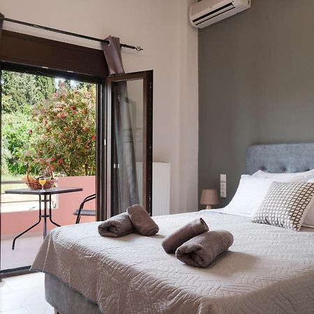 Mouzakitis Apartments 3 阿里拉斯 外观 照片